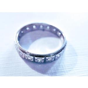 18-carat White Gold Diamond Wedding Band