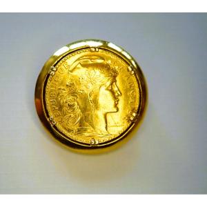 18 Carat Gold Brooch 20 Francs Rooster Mariane