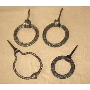 Collection Of 4 Door Knockers From The 17th And 18th Century In Chiseled Wrought Iron
