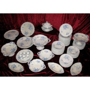 Sarreguemines Earthenware Table Service, 19th Century, 