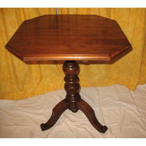 Octagonal Walnut Tilting Pedestal Table, 19th Century Restoration Period