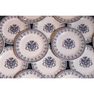 22 Gien Earthenware Dessert Plates With Rouen Coat Of Arms Decoration, 20th Century. Perfect Condition.
