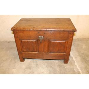 Small Oak Chest With Panels, 18th Century, Périgord Origin