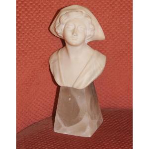 Marble Bust Sculpture On Base: Young Girl With A Large Hat, Early 20th Century