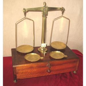 Parisian Flail Scale By A. Collot In Paris 19th Time
