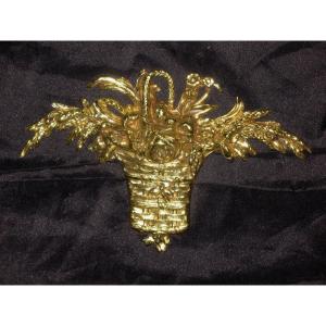Decorative Bronze Decorated With A 19th Century Louis XVI Style Floral Basket