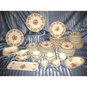 Earthenware Table Service From Gien, Moustiers Olérys Decor, 105 Pieces