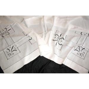 Sheet With Back In Richelieu Embroidery And Handmade Openwork Decorated With Fleur-de-lys