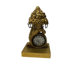 Ring Holder Clock