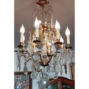 Eight-light Chandelier With Tassels In A Candlestick + One Central One