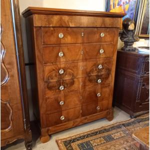 Large Chest Of Drawers Walnut And Walnut Veneer. 19th Century Restoration