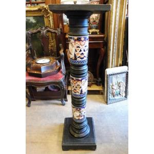 Column In Blackened Wood And Imari Porcelain 19 Century
