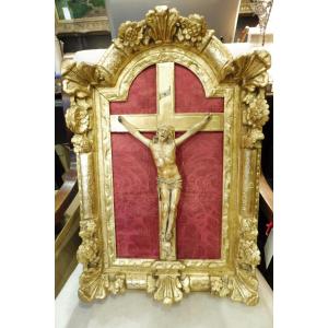 Christ In Ivory In His Frame In Gilded Wood Early 18th Century