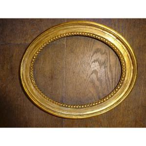 Ovale  Louis XVI Frame  In  Gilded Wood 