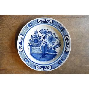 18th Century Delft Earthenware Dish 