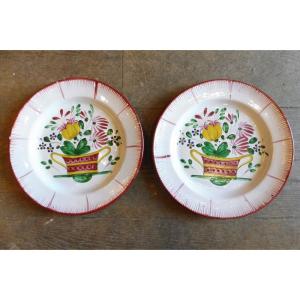 Pair Of 19th Century Eastern Earthenware Plates Decorated With Flower Baskets 