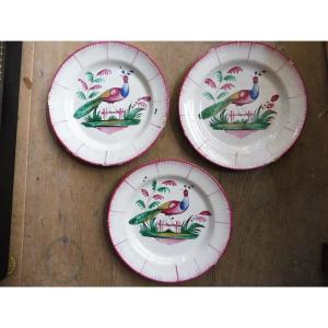 Set Of Three Eastern Earthenware Plates With Peacock, 19th Century