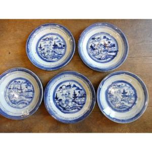 Set Of Five Small Porcelain Plates From 19th Century China