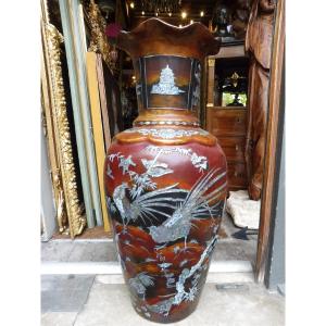 Important Vase In Boiled Cardboard, Lacquered And Inlaid With Mother-of-pearl, China Circa 1900