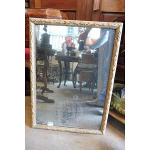 18th Century Gilded Wooden Mirror, Baguette Called Bérain  