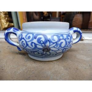 Small Earthenware Pot With Handles From Nevers, 17th Century