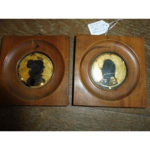 Pair Of Miniature Profiles On An Empire Gold Background