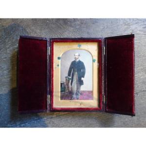 19th-century Photographic Portrait By Edwin Sutton In Its Display Case 