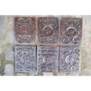 Important Suite Of Six Renaissance Carved Oak Panels