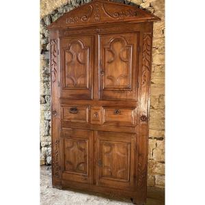 17th-century Period Four-door Wardrobe