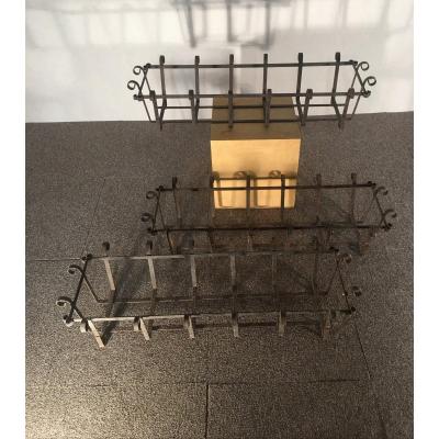 Set Of Iron Planters