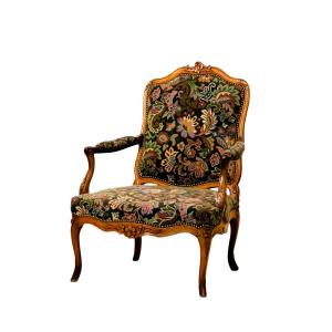 Louis XV Queen's Armchair Circa 1750