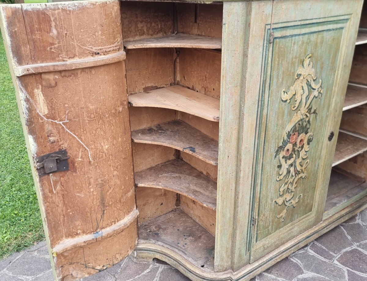 Credenza laccata veneziana del 700 – Un’eleganza senza tempo-photo-3