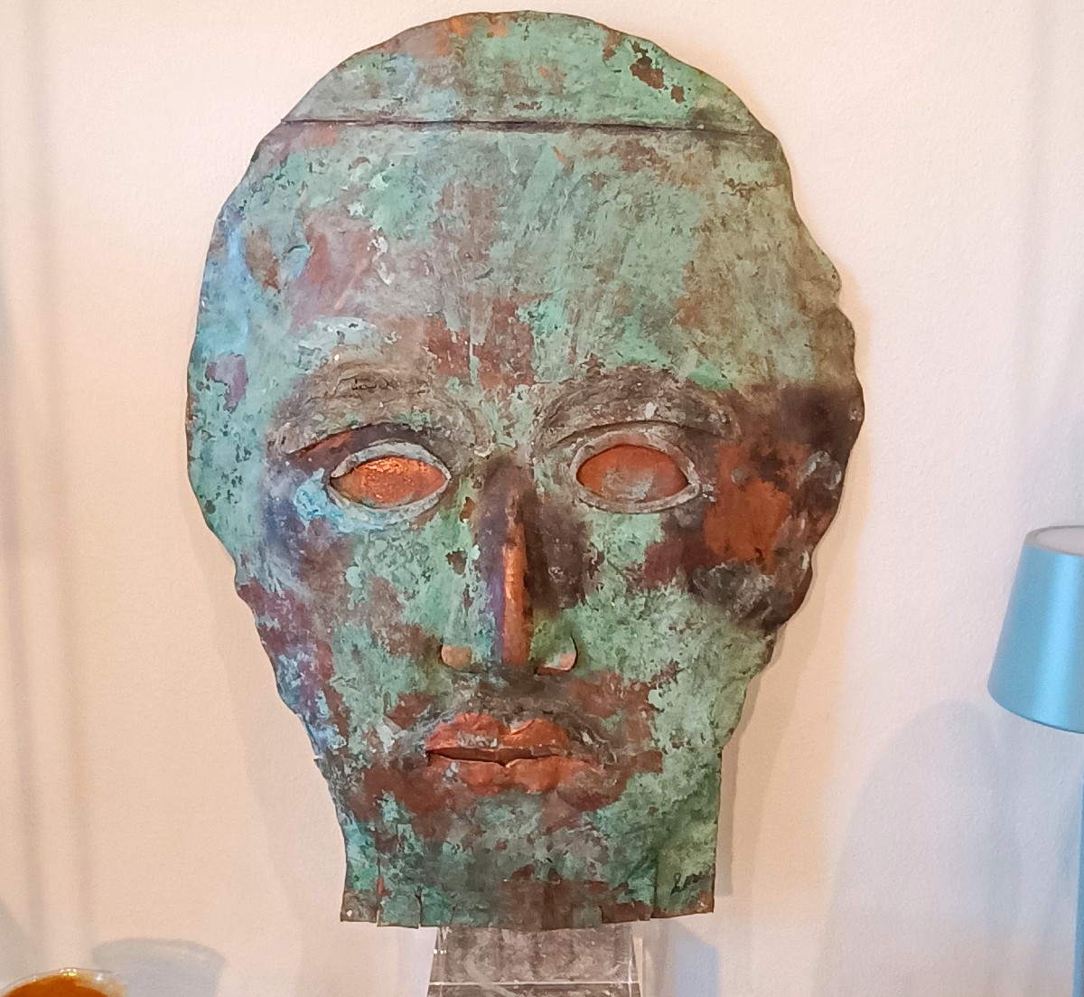 Scultura  maschera del '900 in rame ossidato -photo-2