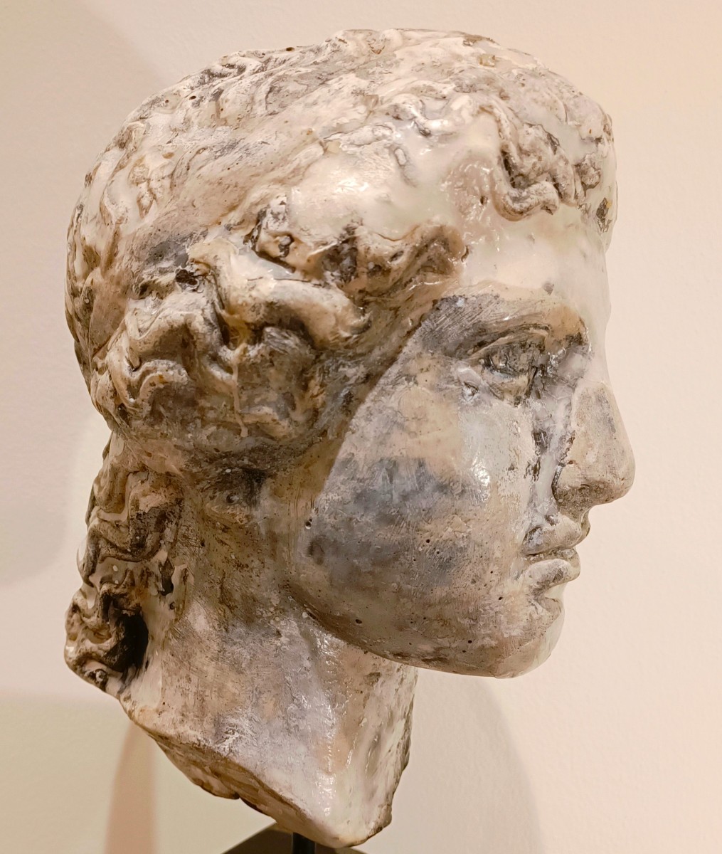 Scultura di Hera mitologia greca in gesso,cera e carbone-photo-3