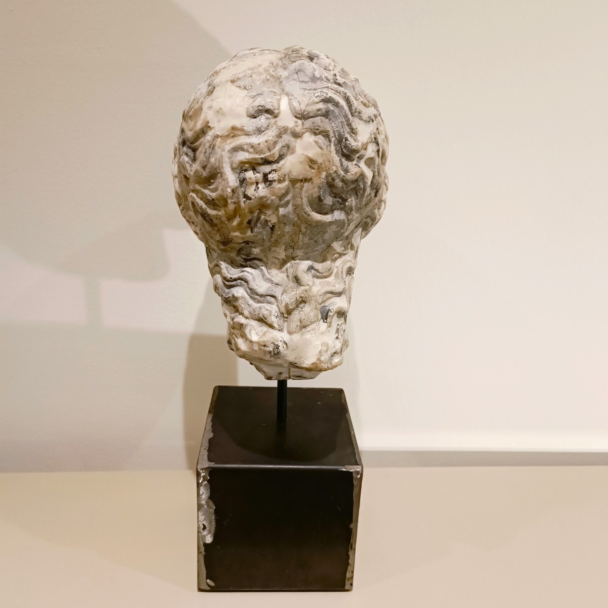 Scultura di Hera mitologia greca in gesso,cera e carbone-photo-6