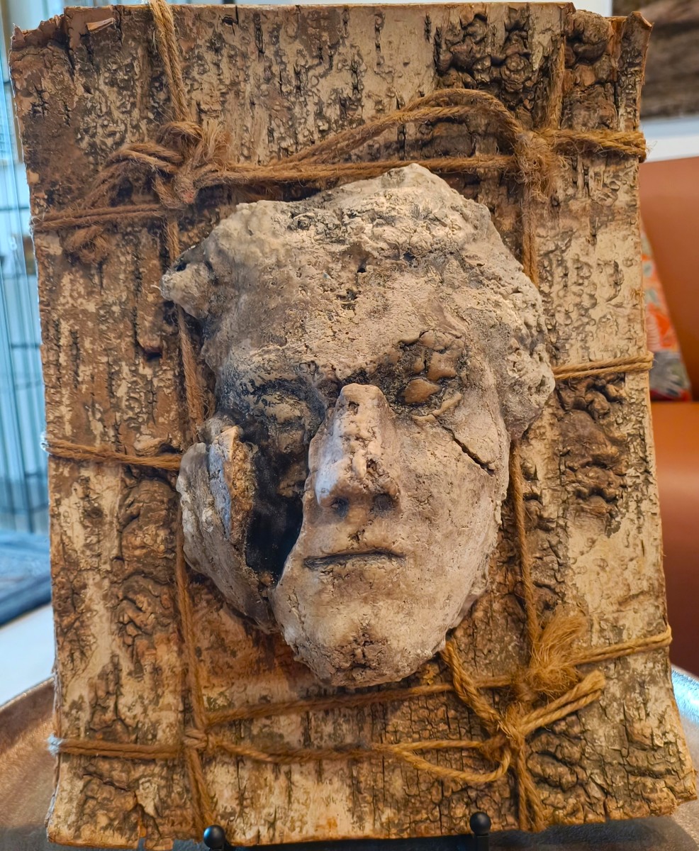 Rara scultura di Pan in gesso cera e nerofumo