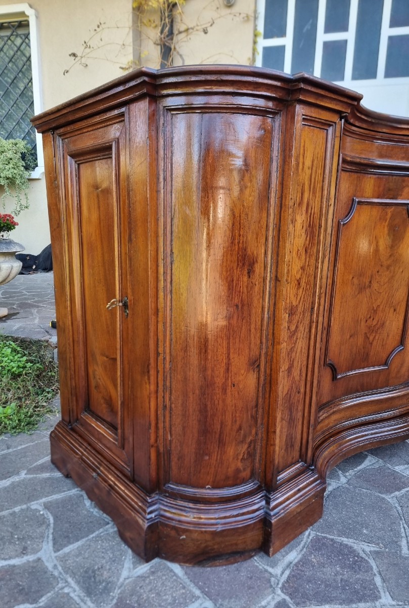 Credenza mossa del 700 in noce Venezia-photo-1
