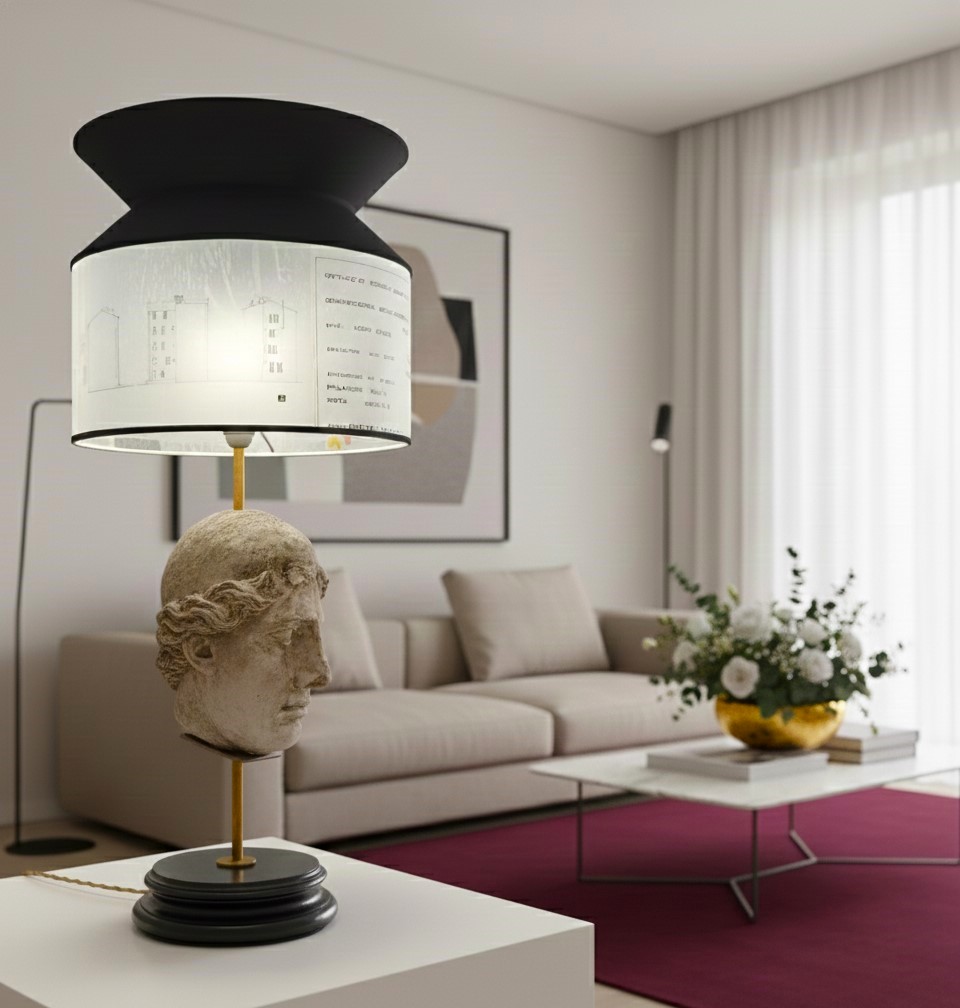 Lampada con testa in gesso e nerofumo, paralume con lucidi di architettura XX secolo-photo-2