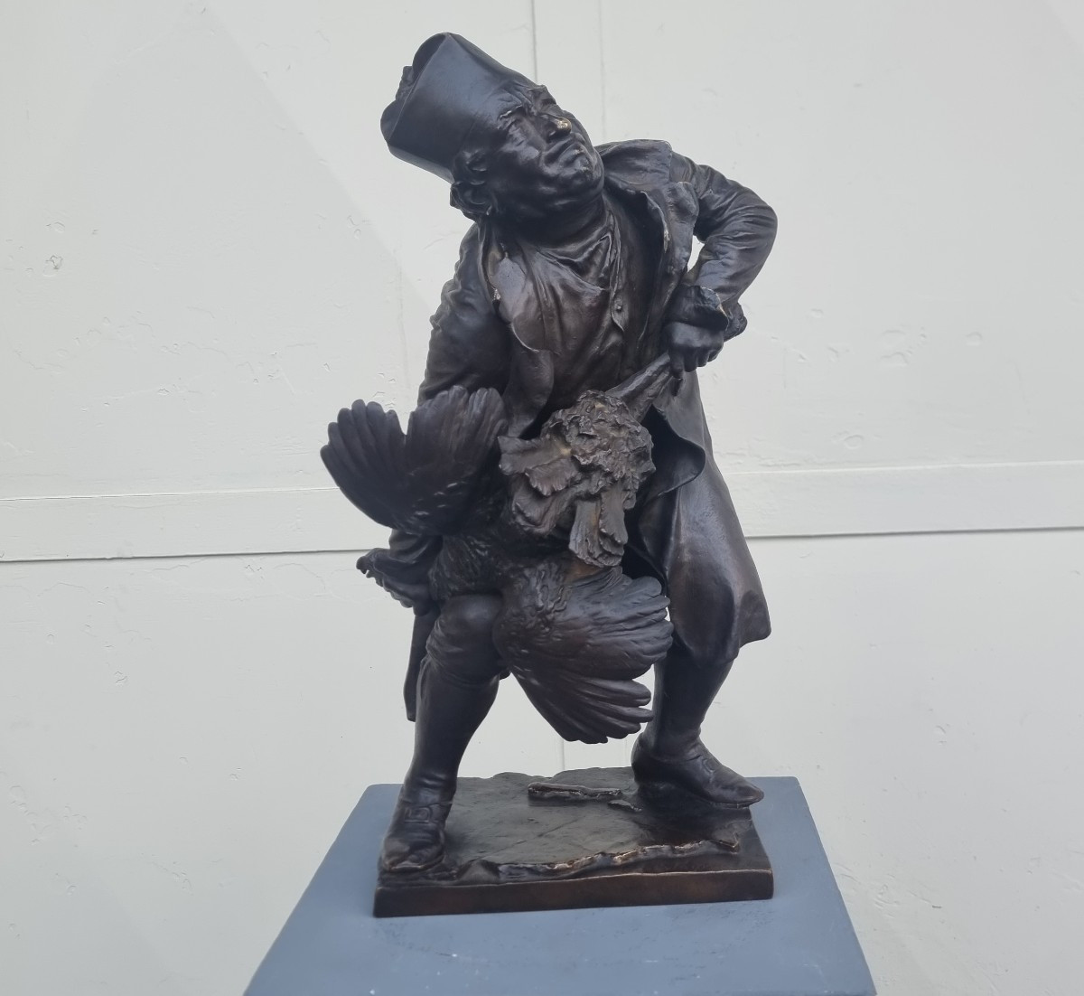 Scultura in bronzo '900 Prete che strangola un tacchino firmato-photo-5