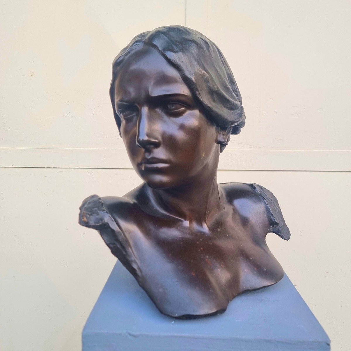 Scultura in bronzo 800 busto femminile