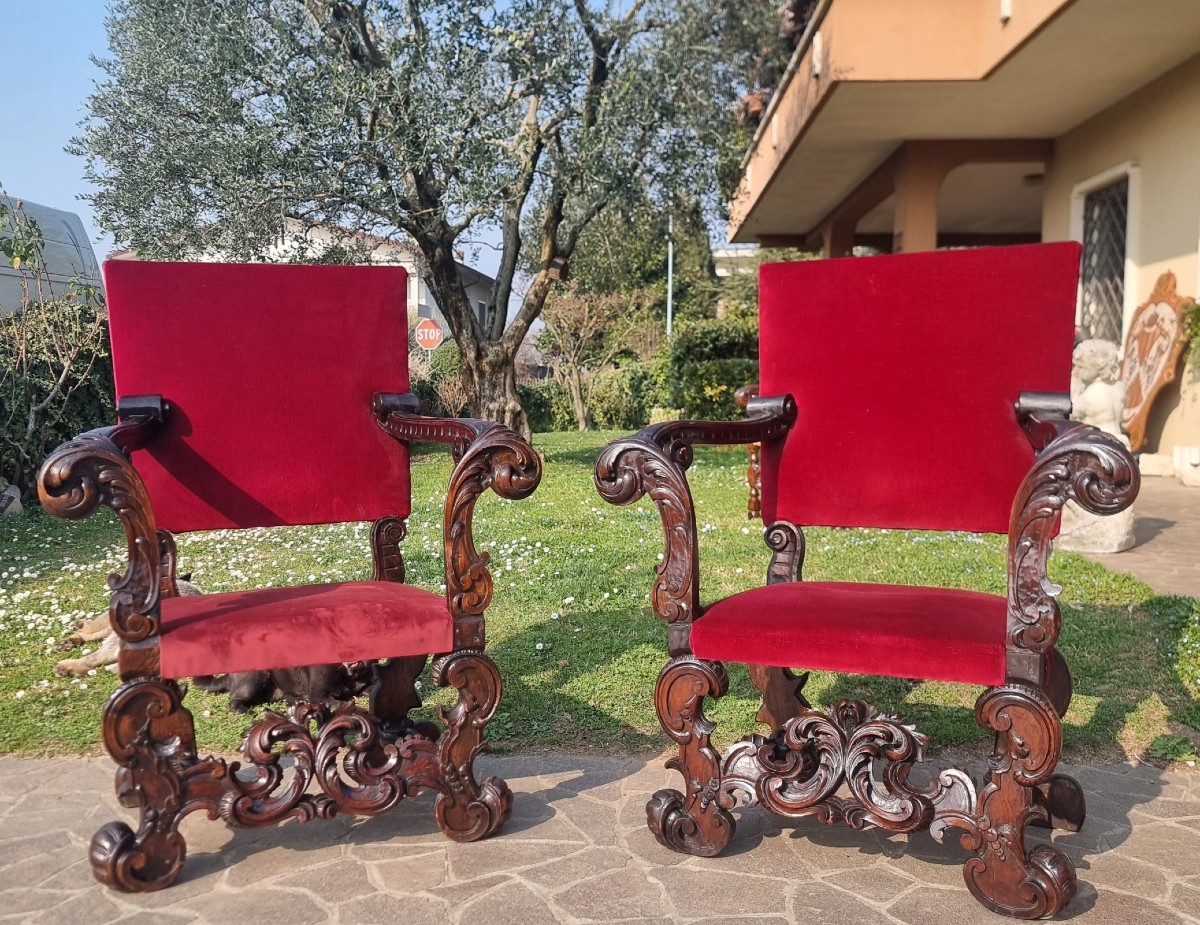 Coppia di troni dell’800 noce intagliato a mano-photo-2