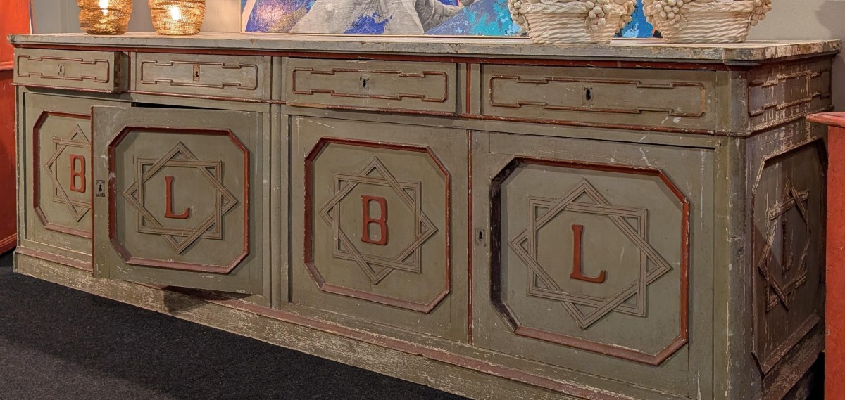 Bancone a credenza fine 800 laccata con simbolo alchemico e farmaceutico-photo-1