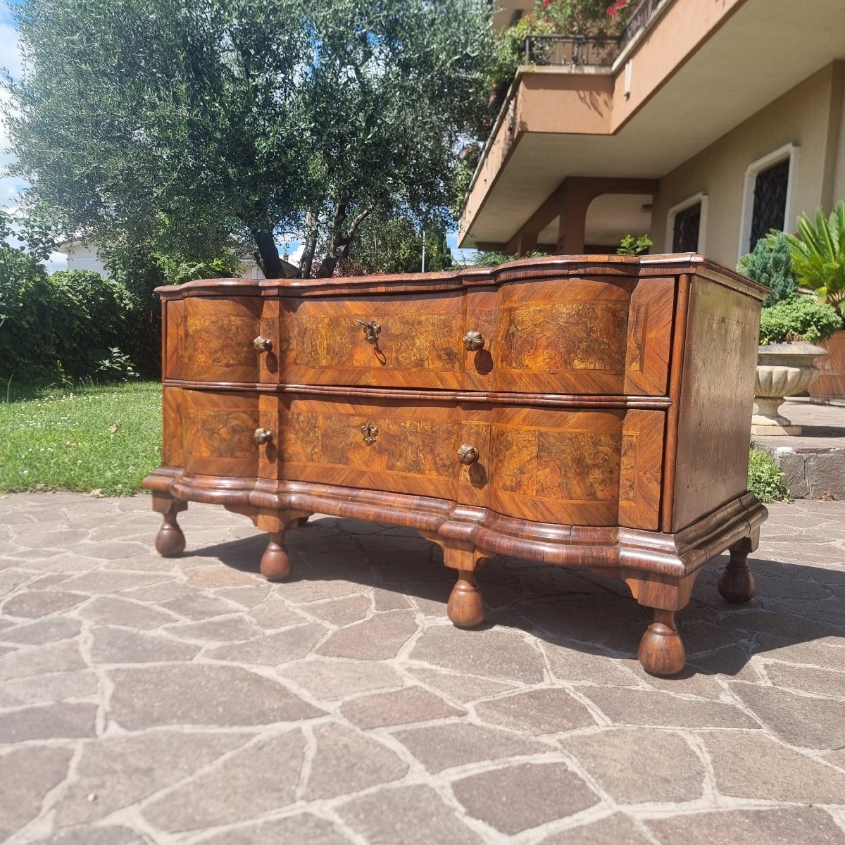 Cassettone ferrarese del 700 in radica di noce-photo-6