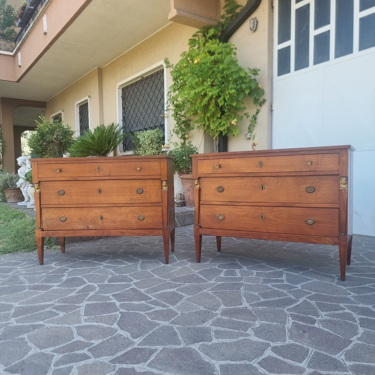 Coppia di cassettoni in ciliegio 1820 Ritorno dall’Egitto