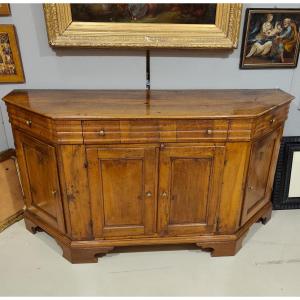 Credenza toscana scantonata in noce del 700