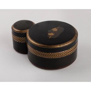 Kobako - Japanese Urushi Lacquer Box. Japan Edo 17th Century