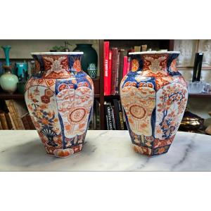 Pair Of Fan Vases, Arita - Imari, Japan, Meiji Era (1868-1912).