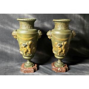 Pair Of Decorative Vases In Patinated Spelter – Neoclassical Style