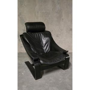  åke Fribyter (1922–19989 - Kroken Armchair, Circa 1970