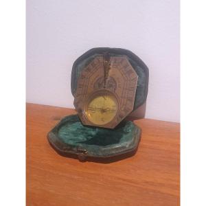Butterfield Type Brass Sundial Compass 17th 18th Century